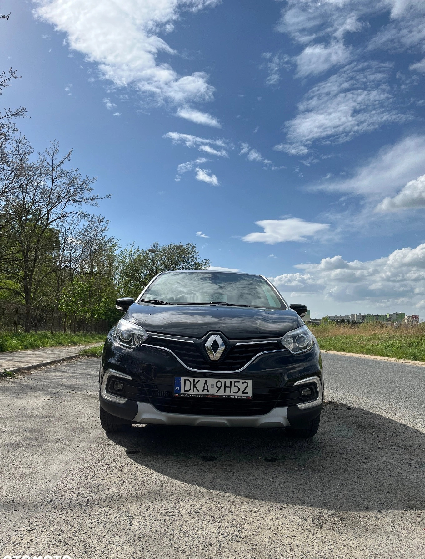 Renault Captur cena 52900 przebieg: 63000, rok produkcji 2017 z Chorzów małe 92